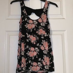 Cute summer flowery tank top